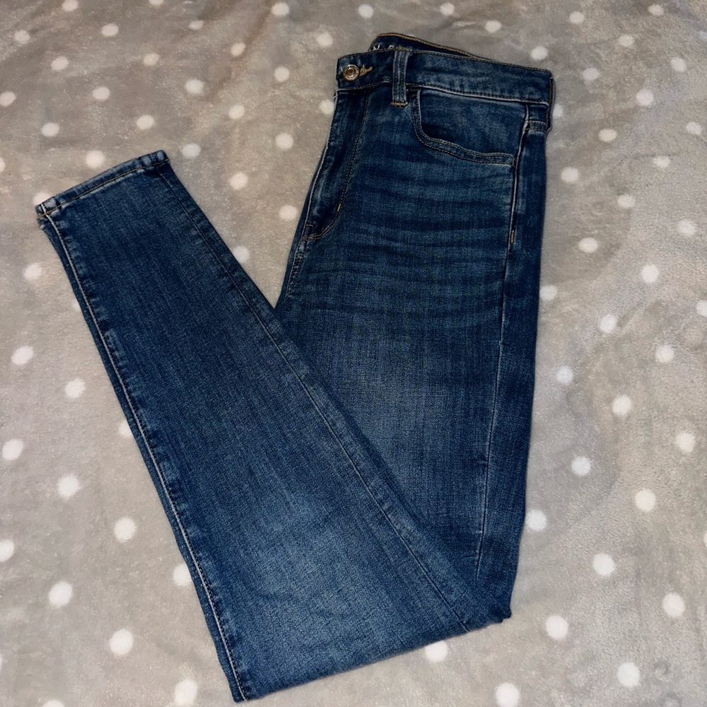 American Eagle Super High Rise Jegging